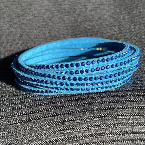 Retired Touchstone Crystal Wrap-Star Bracelet Cobalt Blue - NEW NIB - Picture 1 of 9